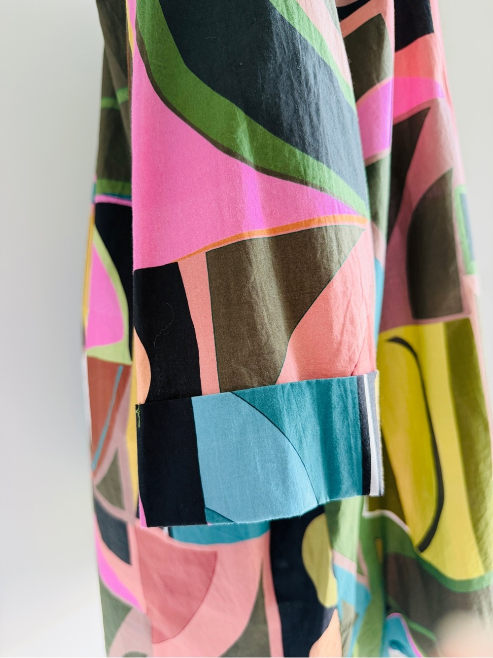 Noan geametric pullover blouse - Picture 3 of 4